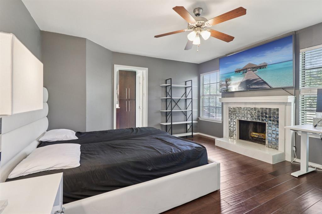 La Mirada Condo - Residential