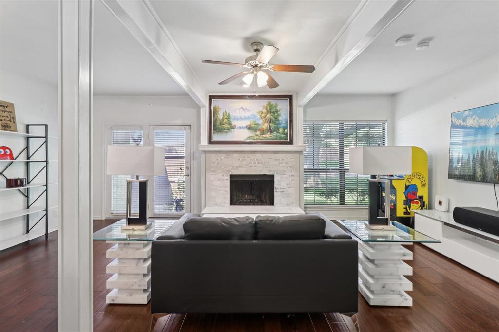 La Mirada Condo - Residential