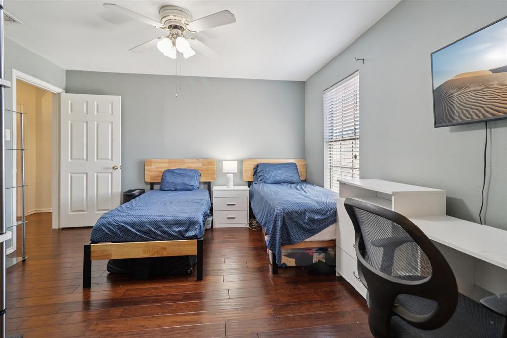 La Mirada Condo - Residential