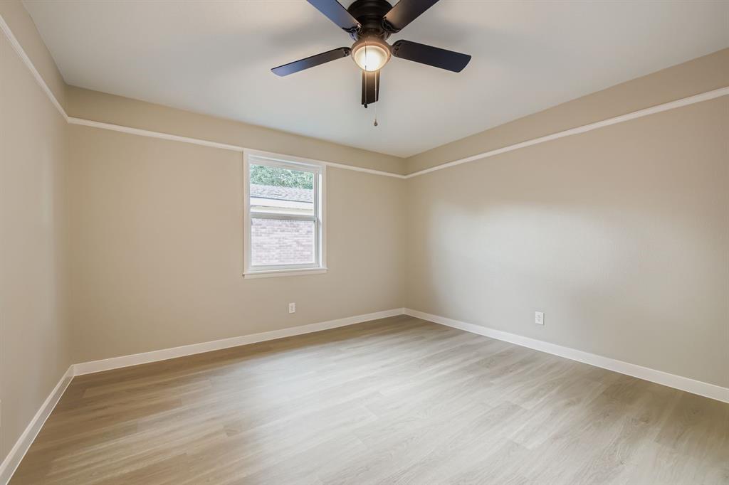 420 Bedford Court W