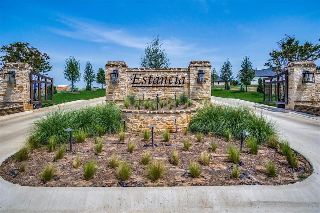 Estancia - Residential