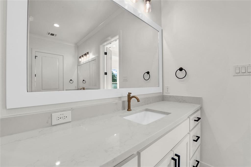 Estancia - Residential