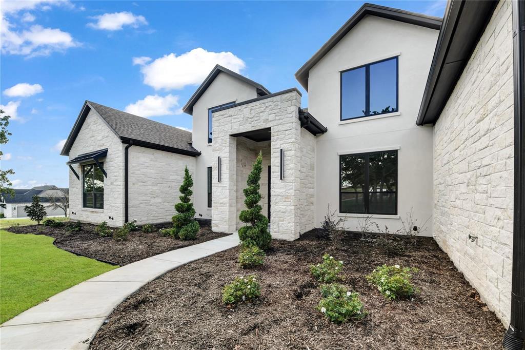 Estancia - Residential