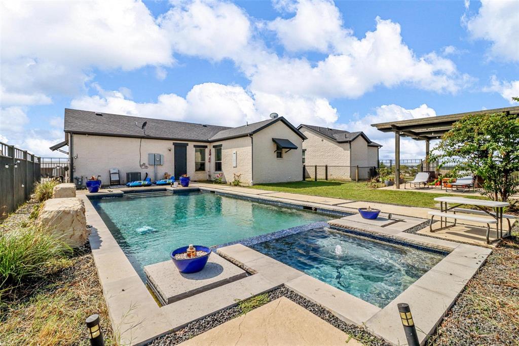 6910 County Road 662