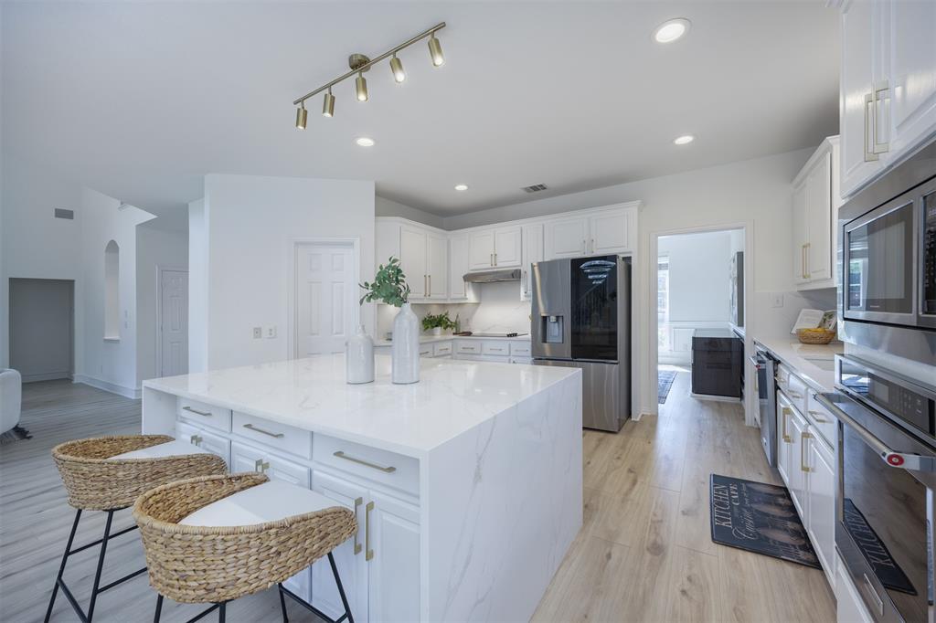 7800 Brushfield Drive