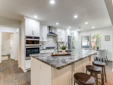 Tiny photo for 11338 Hillcrest Road, Dallas, TX 75230 (MLS # 21100484)
