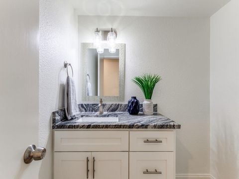 Tiny photo for 11338 Hillcrest Road, Dallas, TX 75230 (MLS # 21100484)