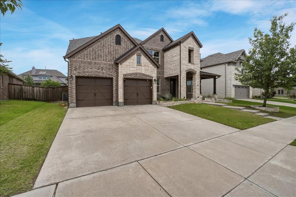 13844 Carmenita Drive