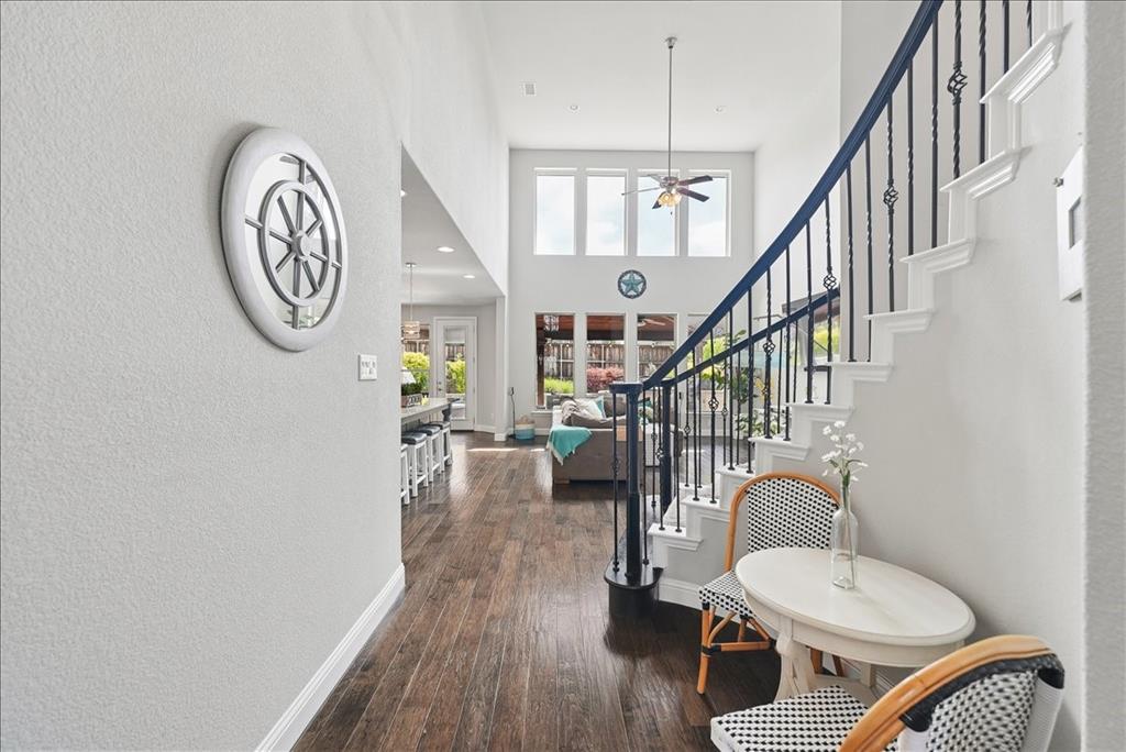 13844 Carmenita Drive