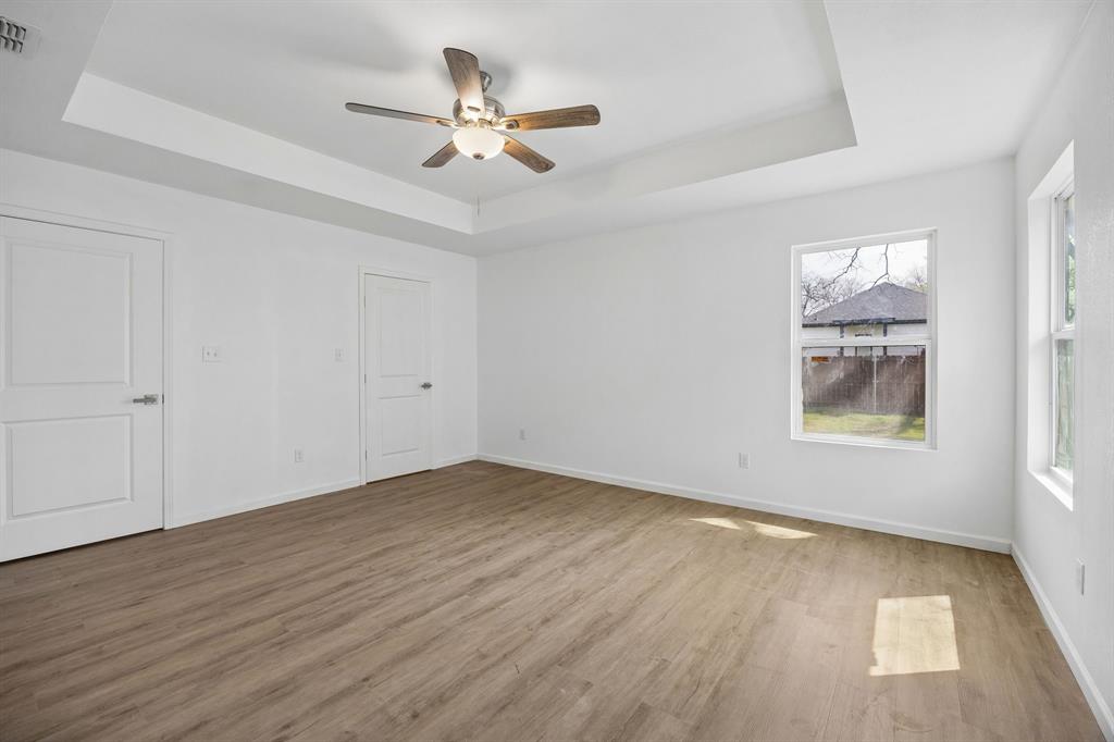 Richard Lagow Estate - Residential