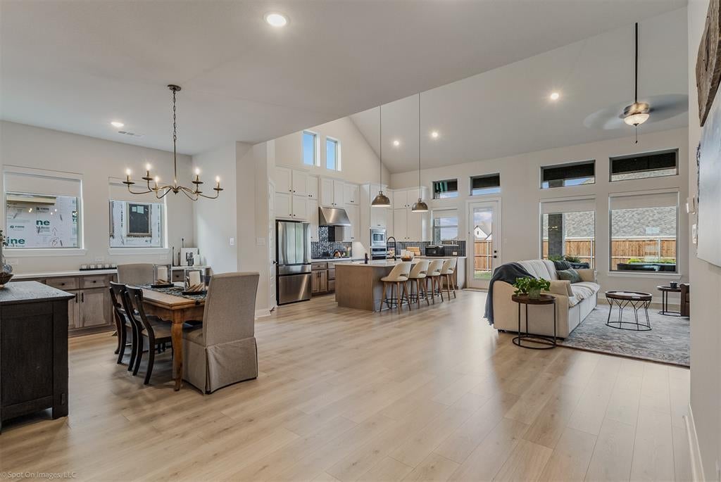1815 Terraces Boulevard