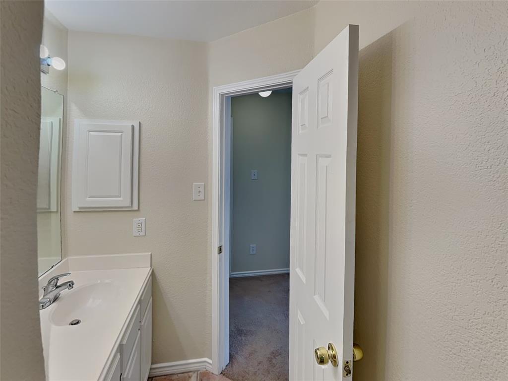 Hulen Bend Estates Add - Residential Lease