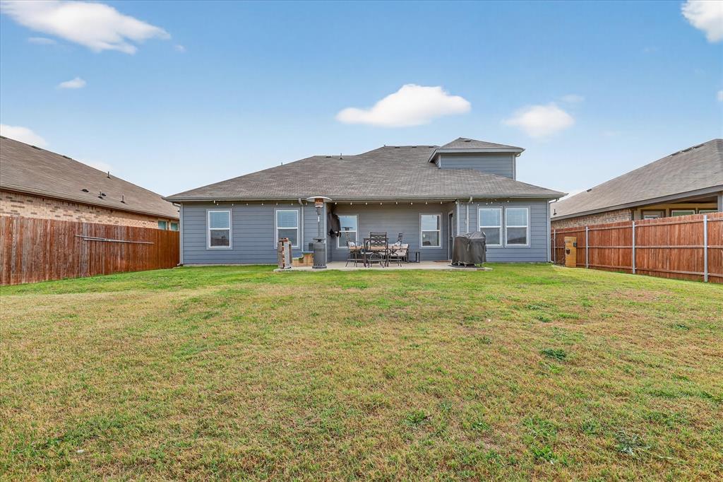 THE PARKS OF ALVARADO - Residential