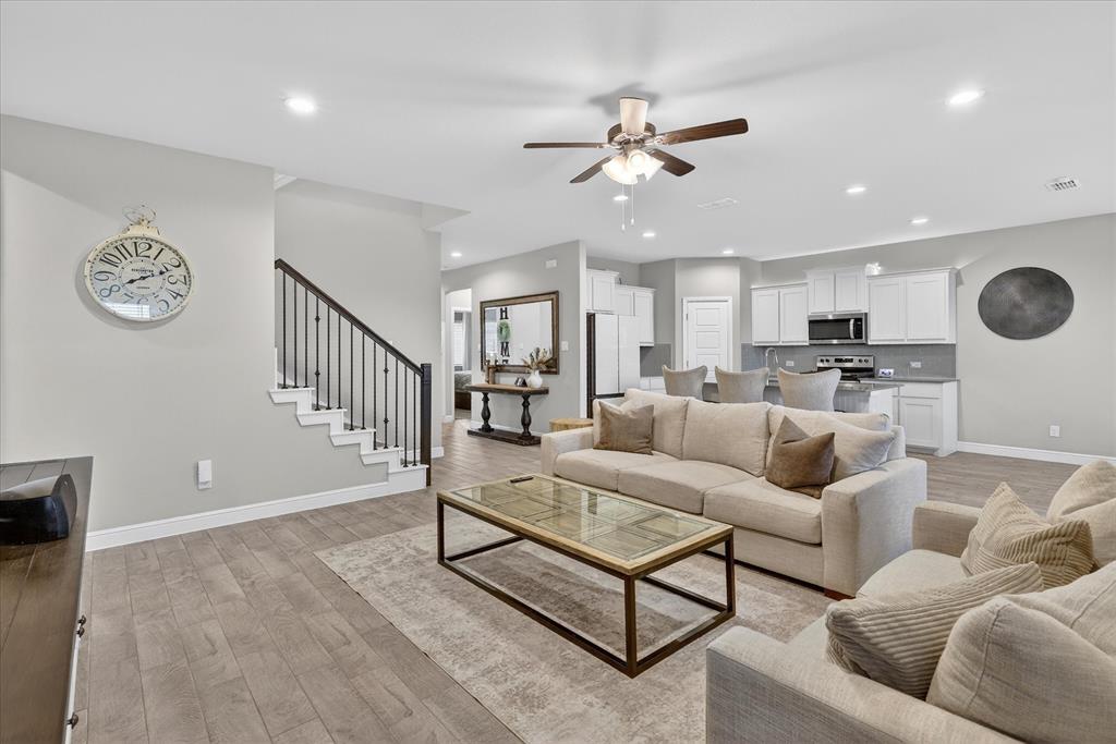 THE PARKS OF ALVARADO - Residential
