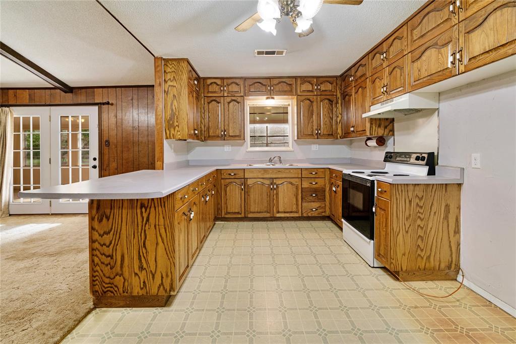 64 Farm Road 2121
