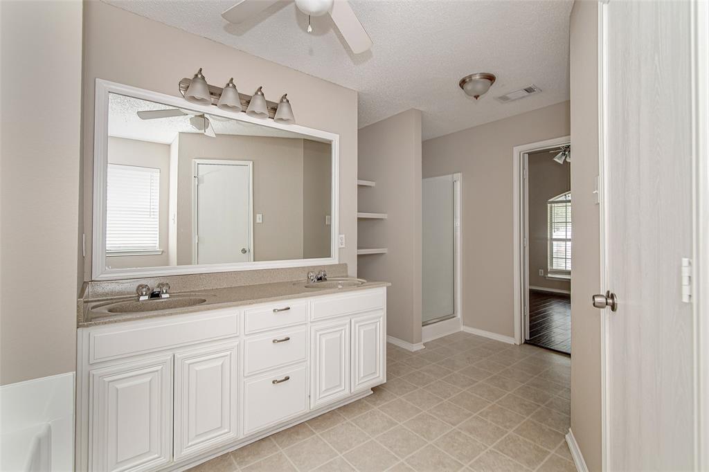 Highland Village Estates - Residential