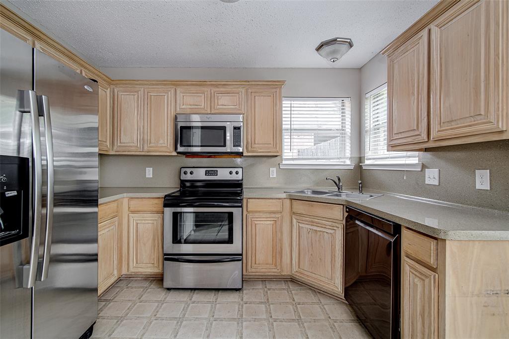 Highland Village Estates - Residential