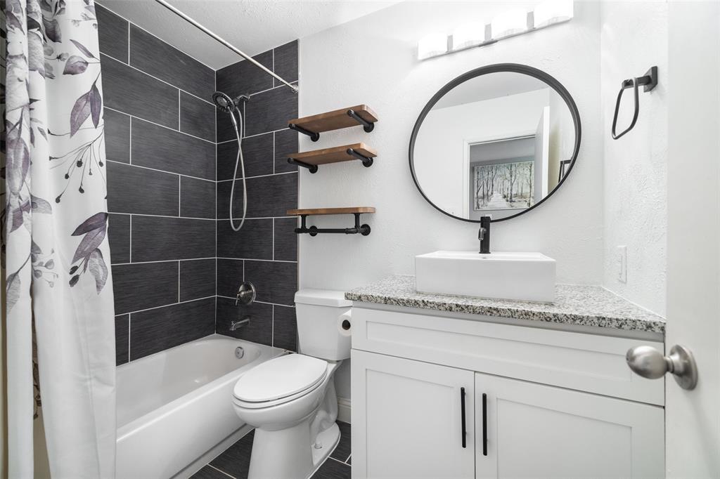 Colony 16 - Residential