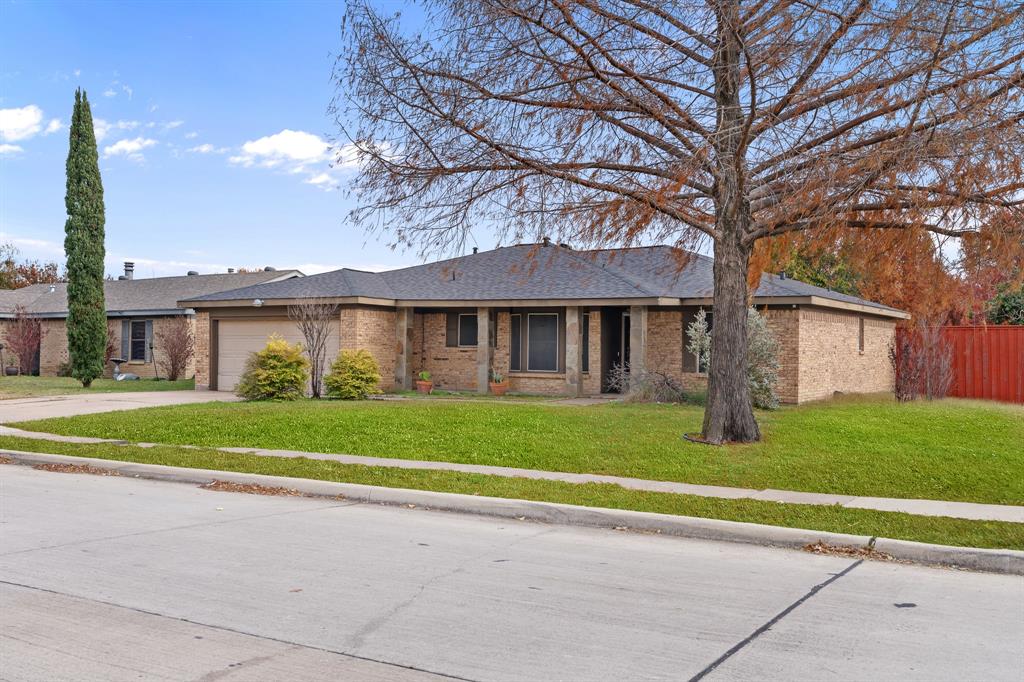 621 Royal Valley Road