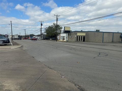 Tiny photo for 501 W Main Street #100, Mesquite, TX 75149 (MLS # 21190083)