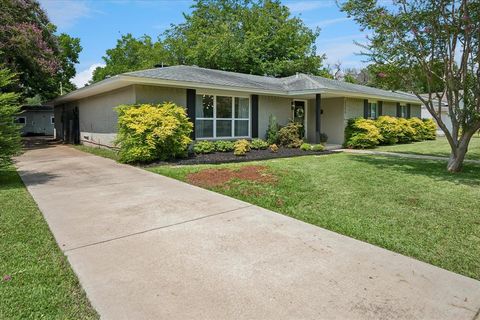 Tiny photo for 3305 Dothan Lane, Dallas, TX 75229 (MLS # 21341441)