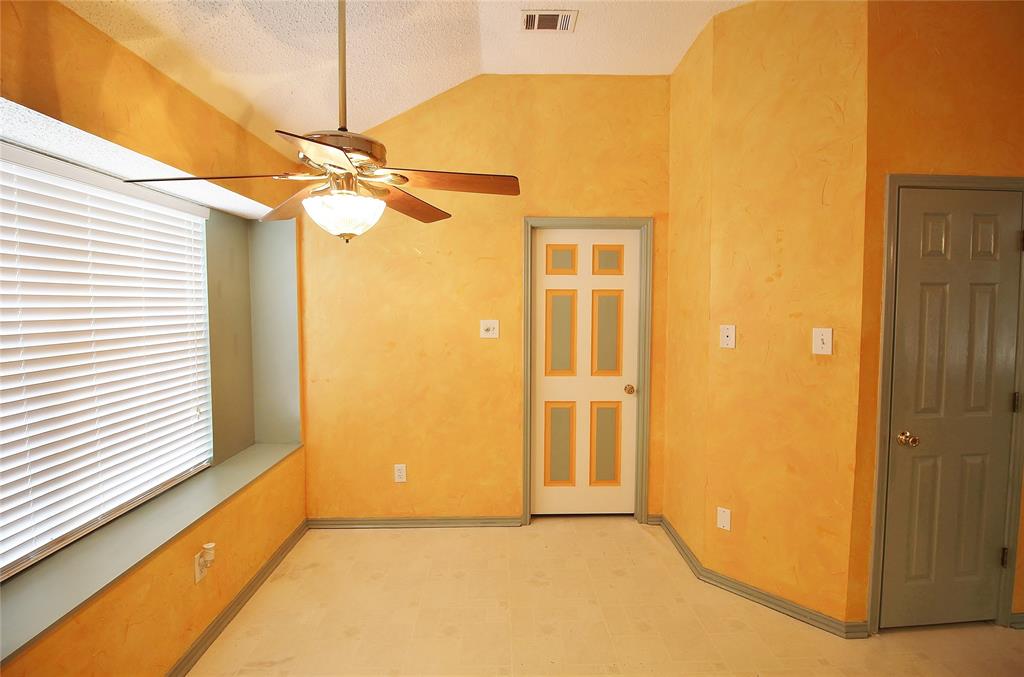 Villages Of Valley Creek 05 - Residential Lease