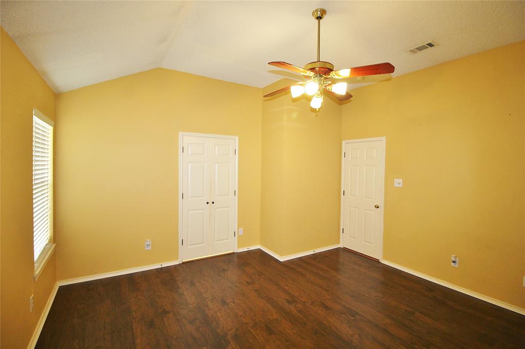 Villages Of Valley Creek 05 - Residential Lease