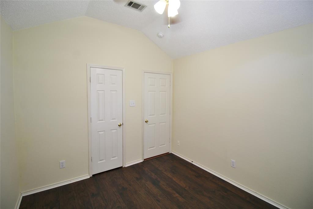 Villages Of Valley Creek 05 - Residential Lease