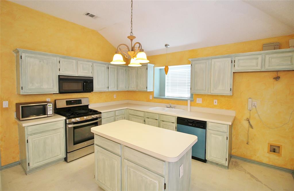 Villages Of Valley Creek 05 - Residential Lease