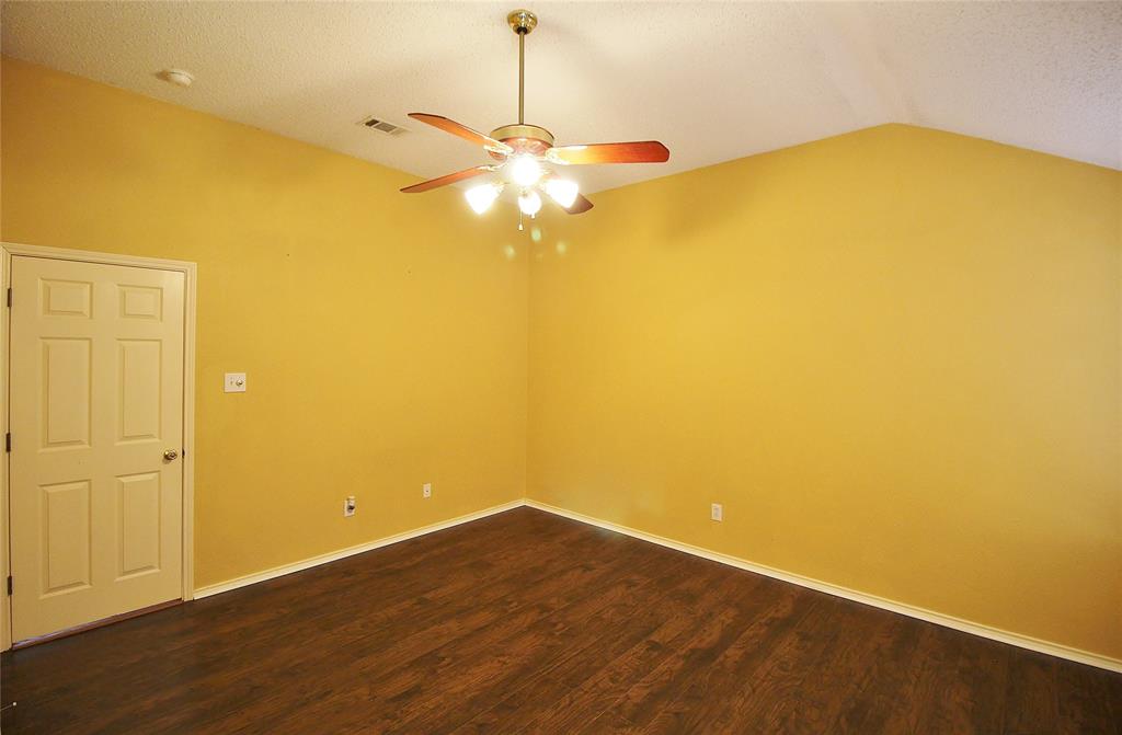 Villages Of Valley Creek 05 - Residential Lease