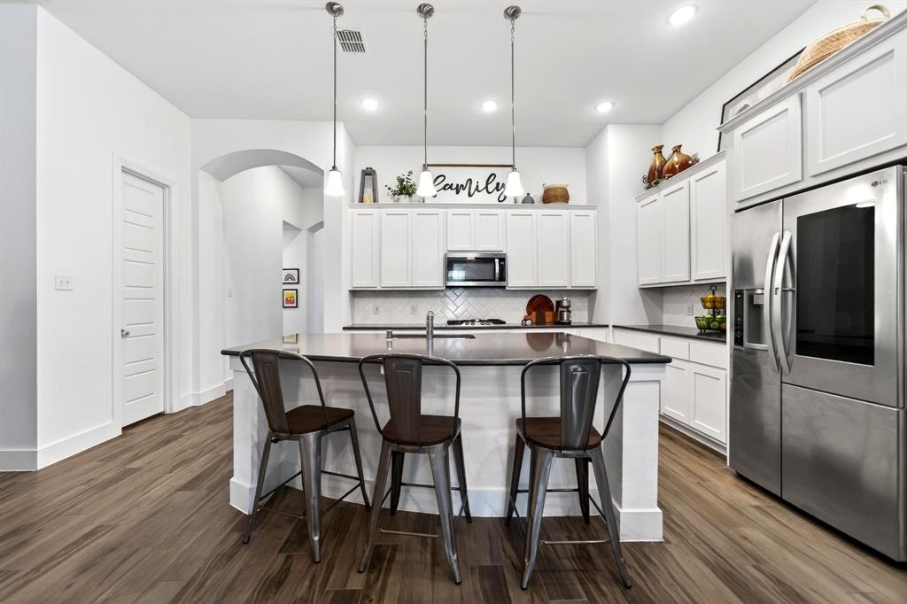 1420 Bird Cherry Lane