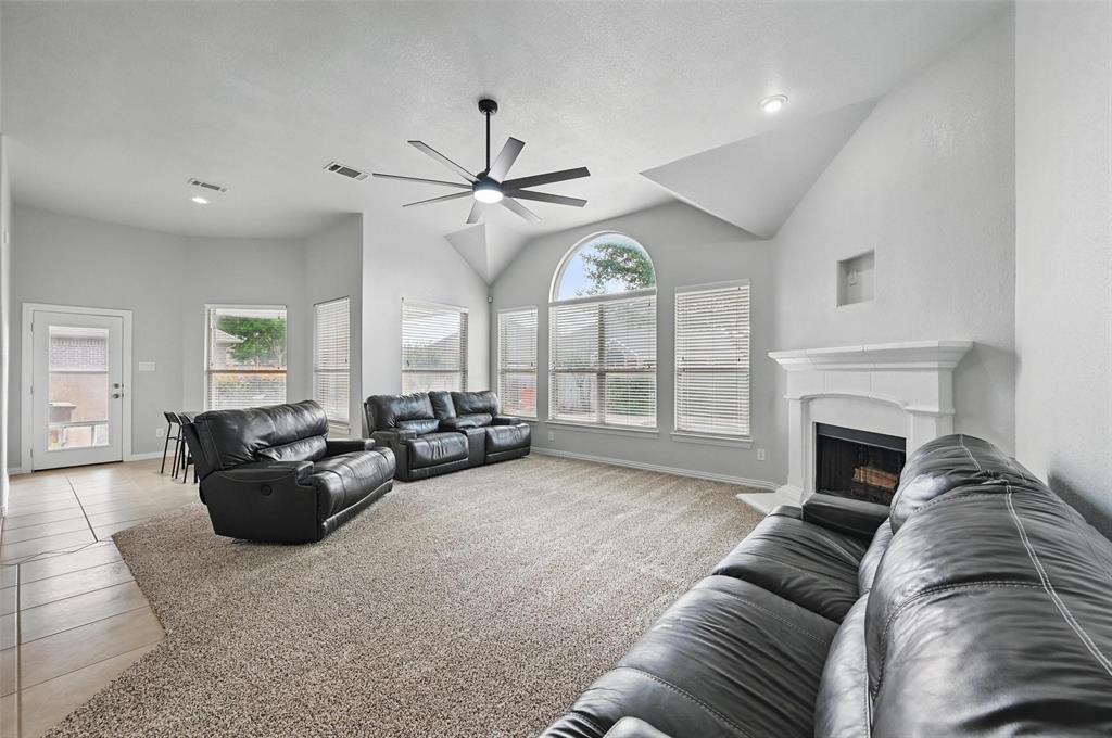 8005 Summerleaf Drive