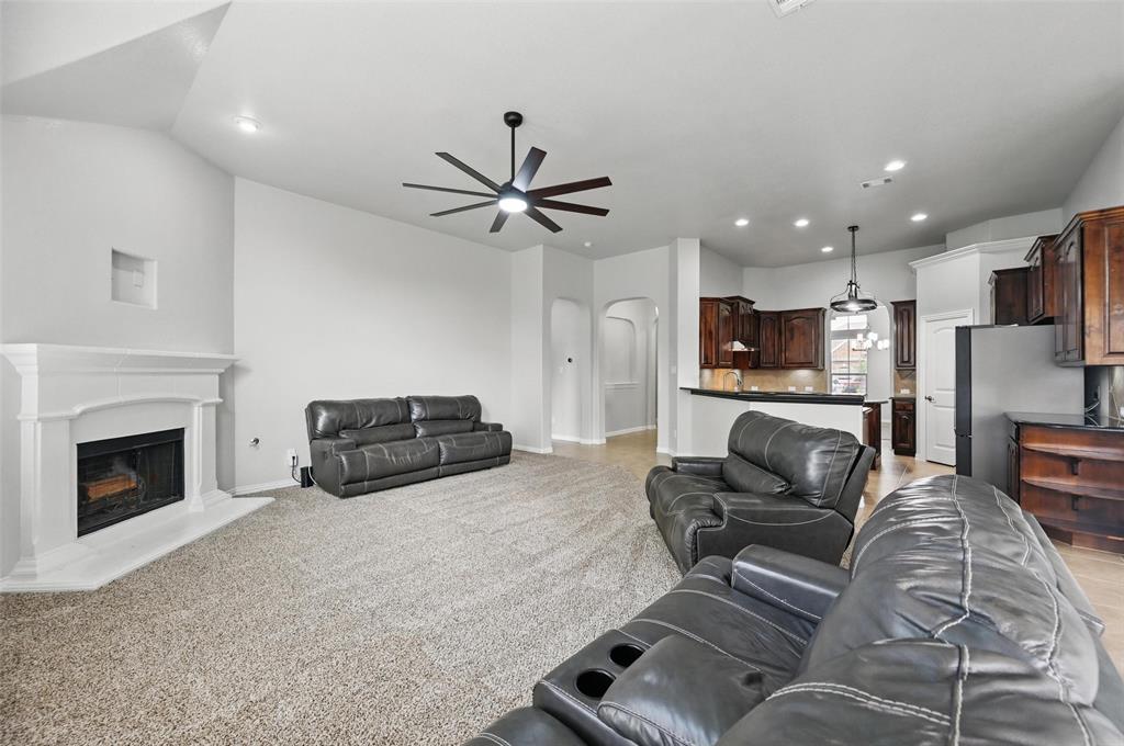8005 Summerleaf Drive