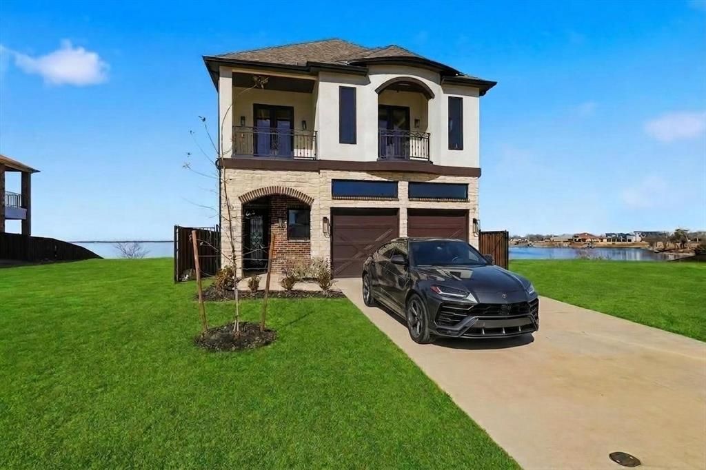 Photo of 18023 Lake Ray Hubbard Drive, Forney, TX 75126 (MLS # 21241324)