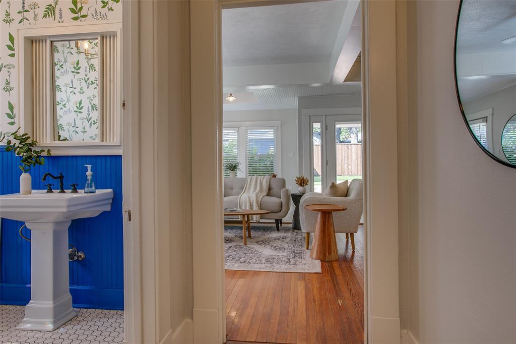 Winnetka Heights - Residential