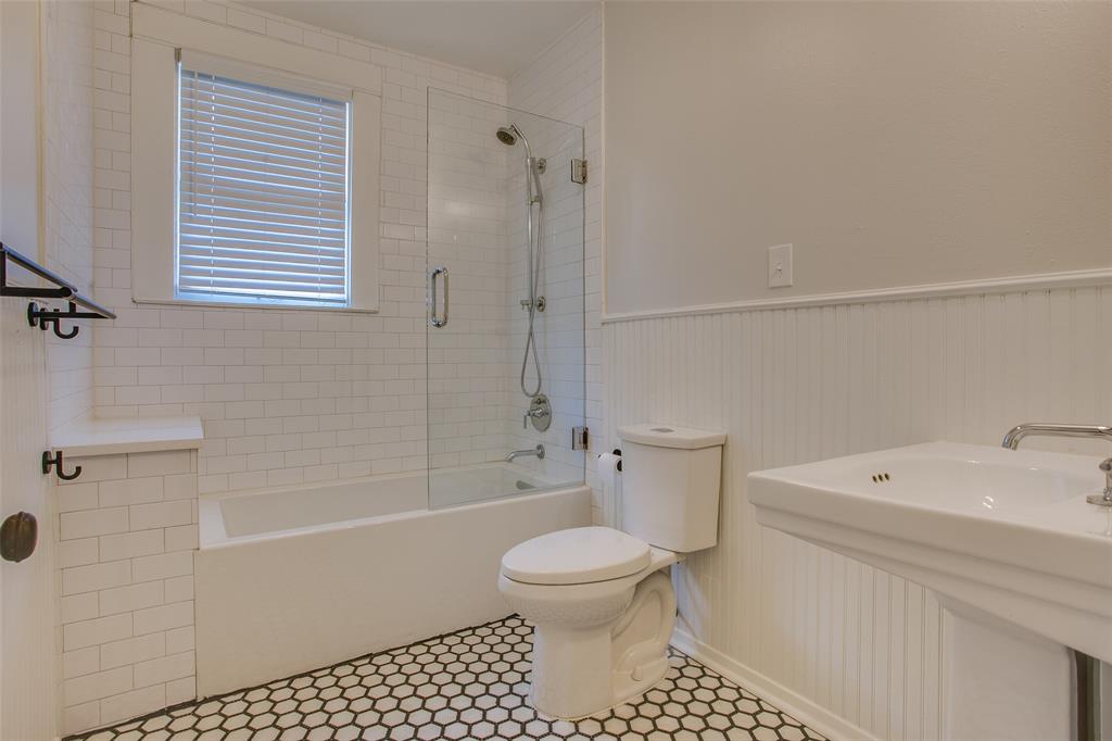 Winnetka Heights - Residential