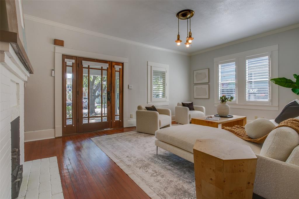 Winnetka Heights - Residential