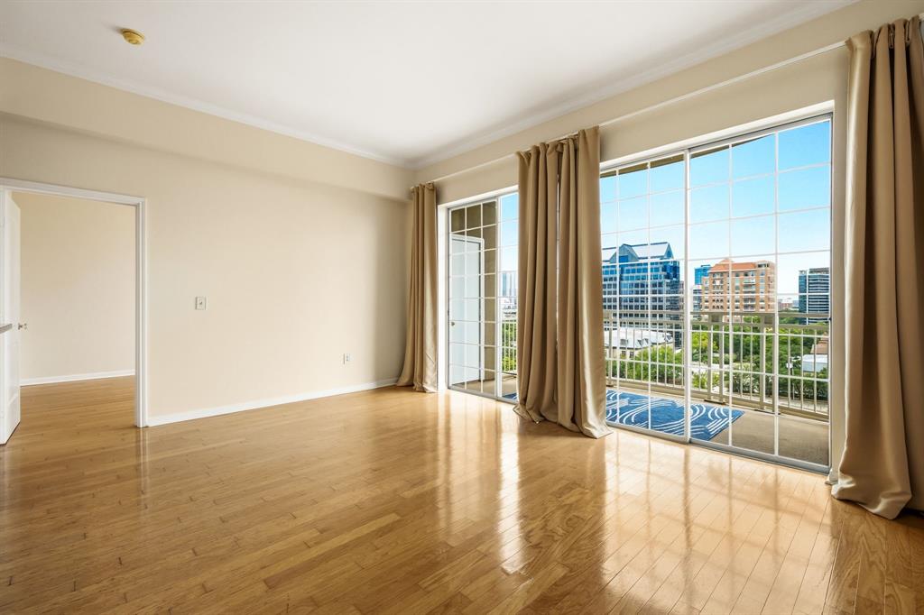 3225 Turtle Creek Boulevard 810