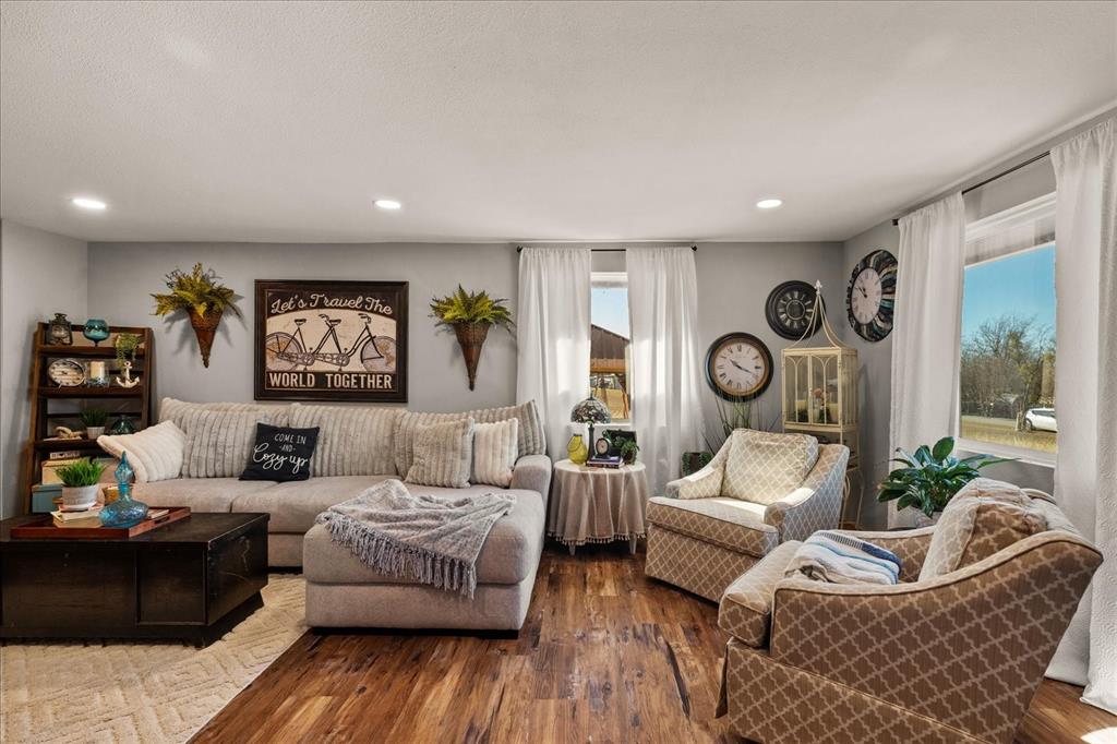 Whispering Oaks - Residential