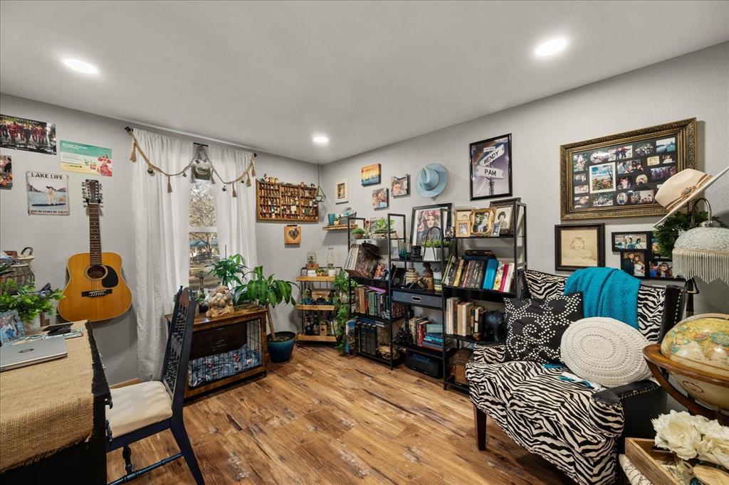 Whispering Oaks - Residential