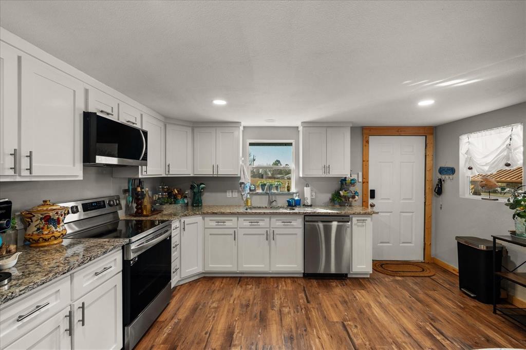 Whispering Oaks - Residential