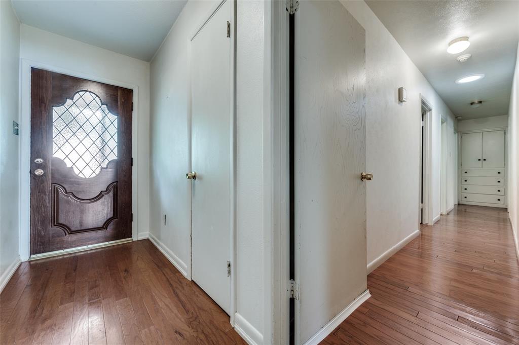 2972 Maydelle Lane