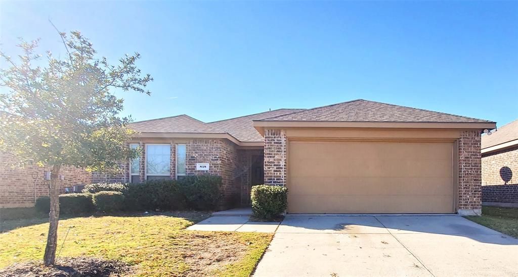 Photo of 818 Hazels Way, Anna, TX 75409 (MLS # 21268805)
