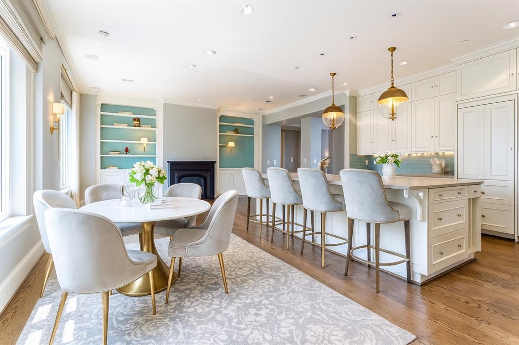 Ritz-Carlton Residences 1 - Residential