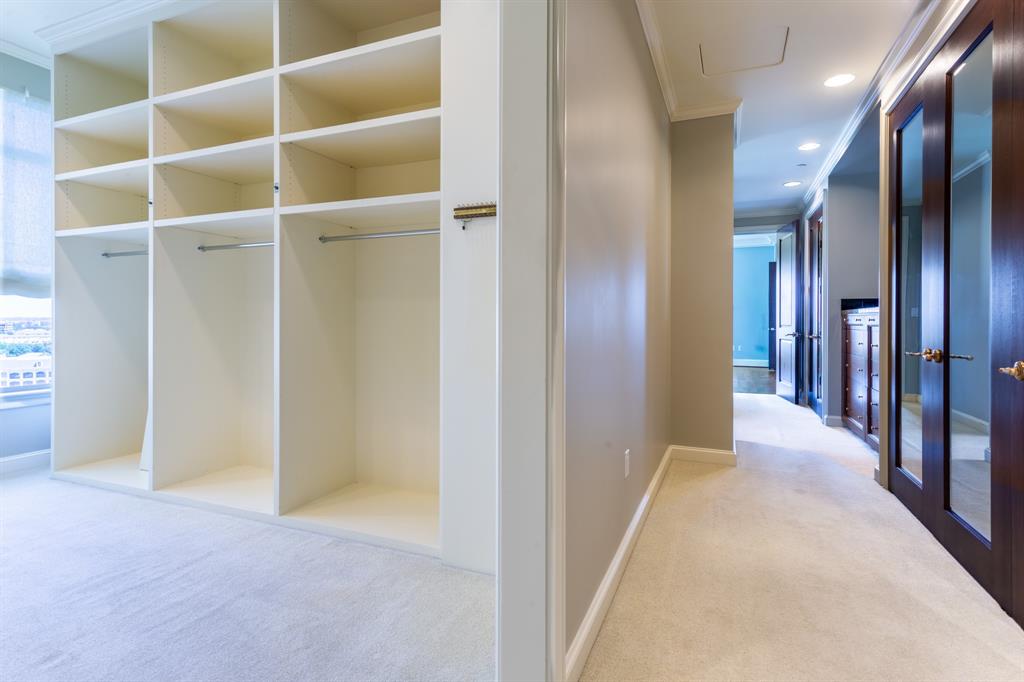 Ritz-Carlton Residences 1 - Residential