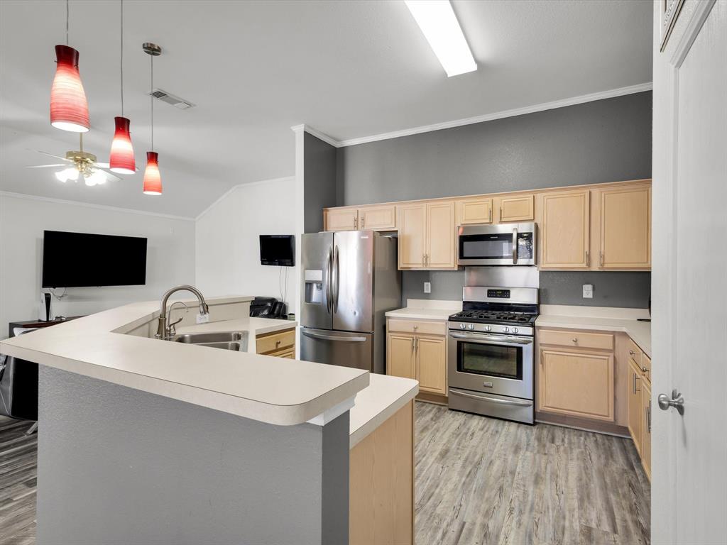 1208 Urban Drive