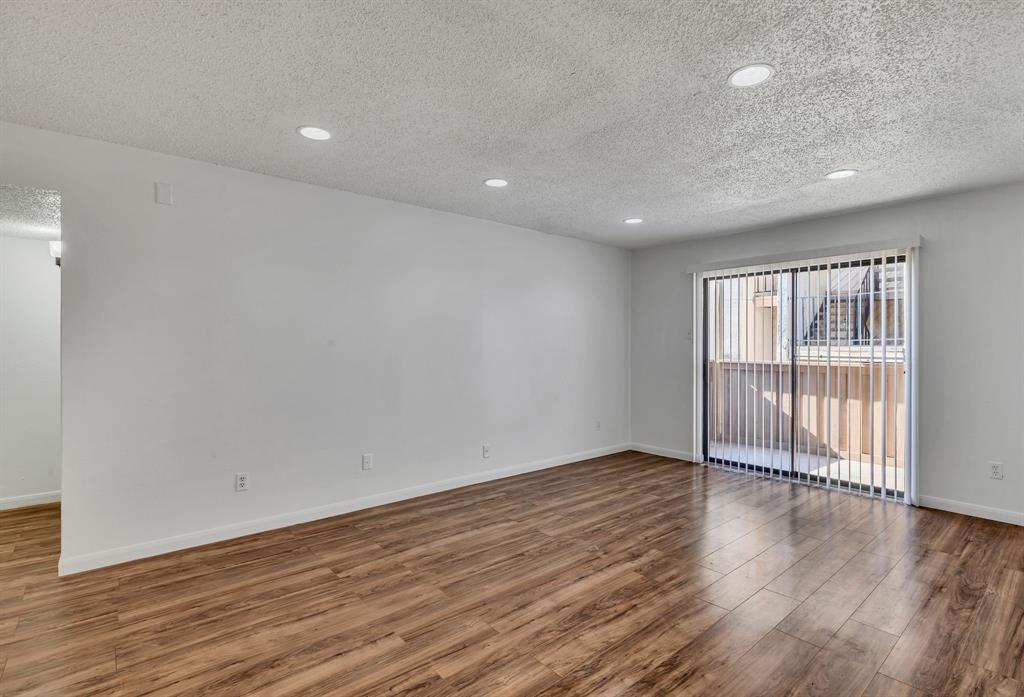 8110 Skillman Street 1031