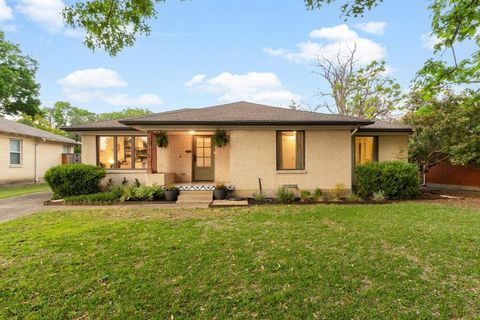 1715 Mccosh Drive Dallas TX 75228