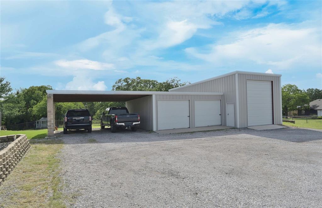 228 County Road 3385