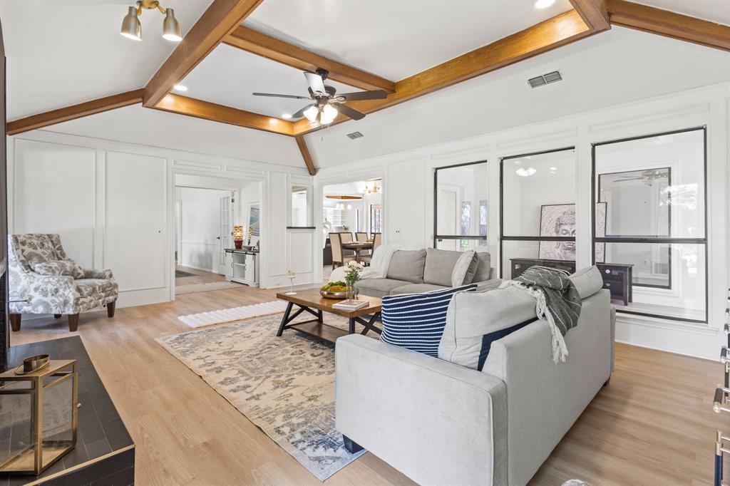3948 Camino Drive